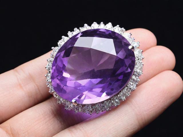 为什么紫水晶比白水晶贵？