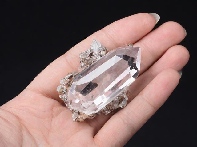 为什么水晶矿挖不了？水晶矿无法开采的原因详解